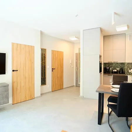 Everysky - Nad łomnicą 1e-2b