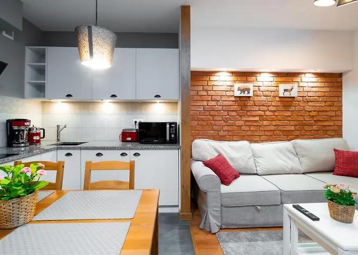 Everysky - Nad Lomnica 1e-2b * קרפאז'