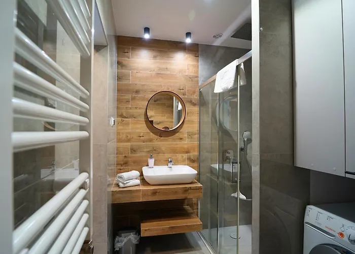 Everysky - Nad Lomnica 1e-2b קרפאז'