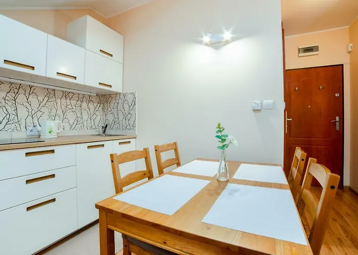 Everysky - Nad Lomnica 1e-2b Apartment *